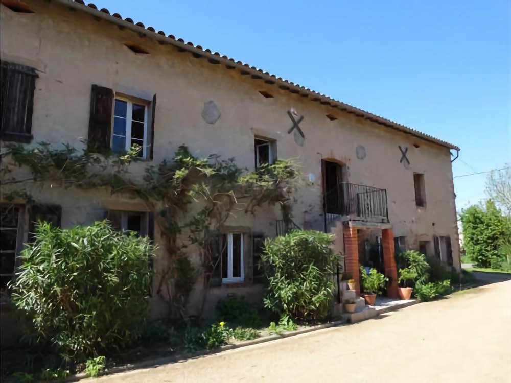 les-relais-moto-le-clos-d-albi-02
